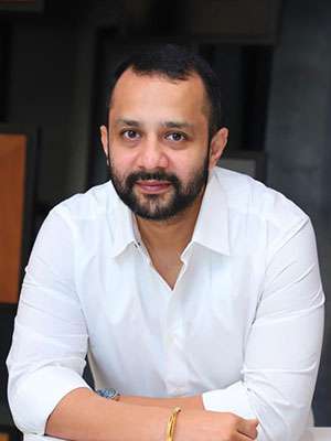 Nikhil Choudhry | Founder | ACP Sheets Manufacturer | Alumaze